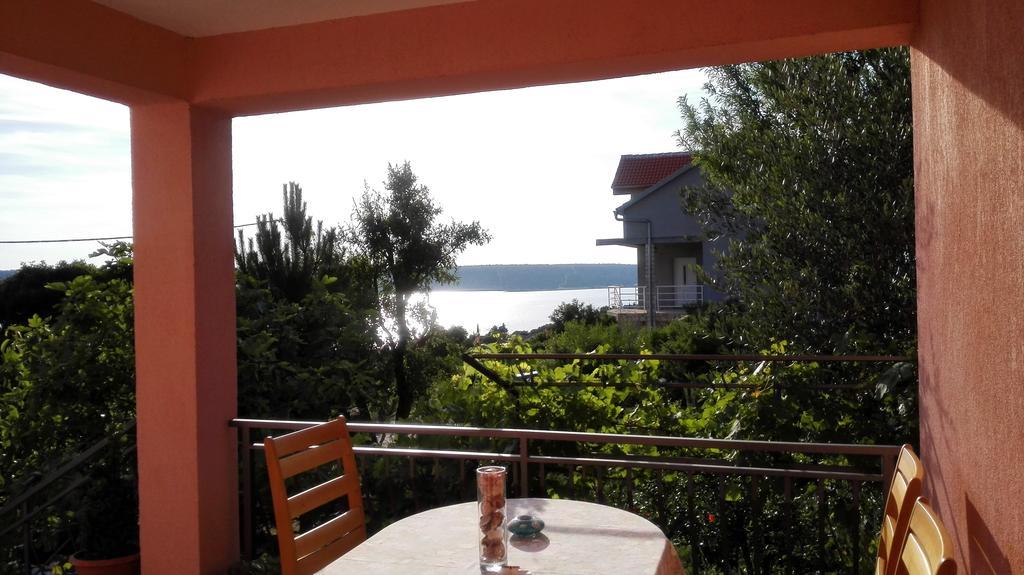 Apartment Vrulje Gornji Karin Kültér fotó