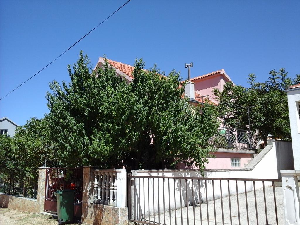 Apartment Vrulje Gornji Karin Kültér fotó